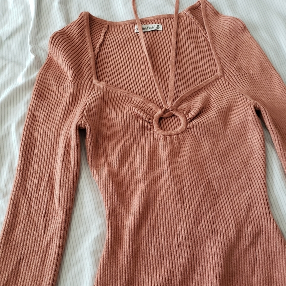 Strappy Cinched Front Ribbed Bodysuit - Picture 11 of 13